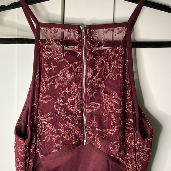 Francesca's Burgundy Dress‎ - Size Medium - Picture 4 of 11